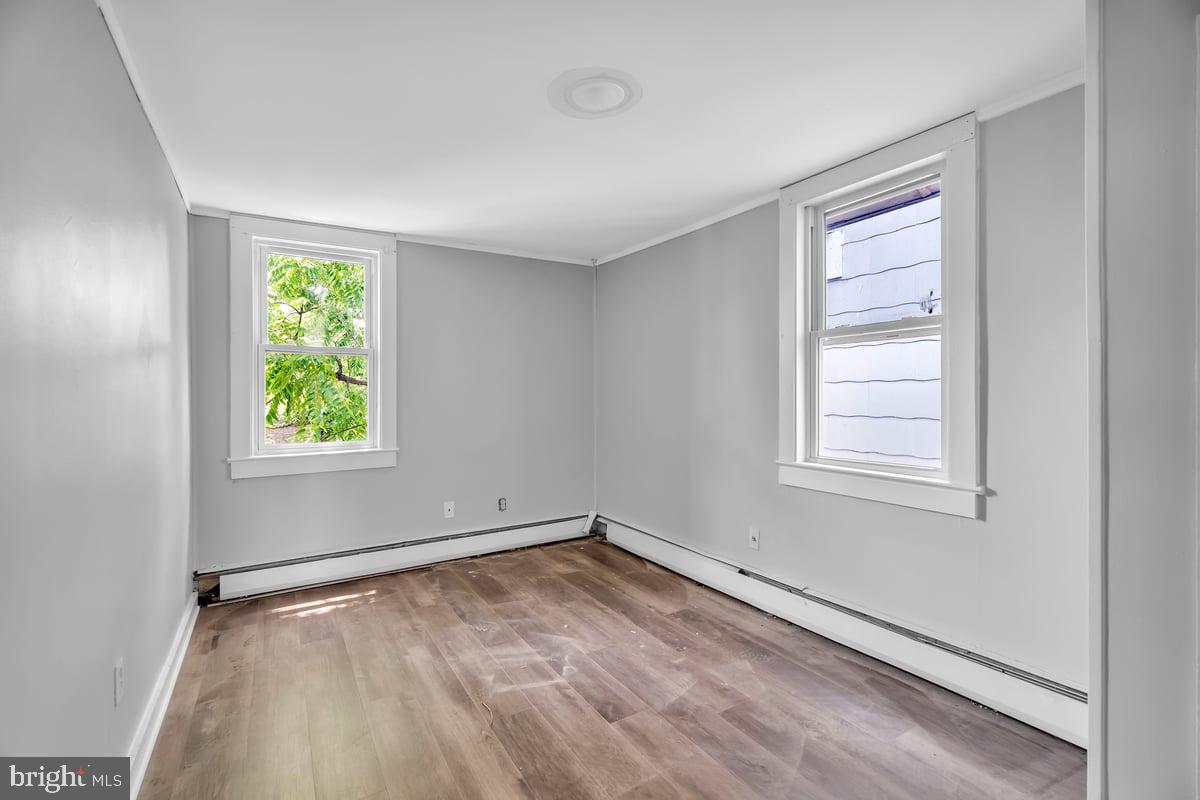 409 D St Property Photo 16