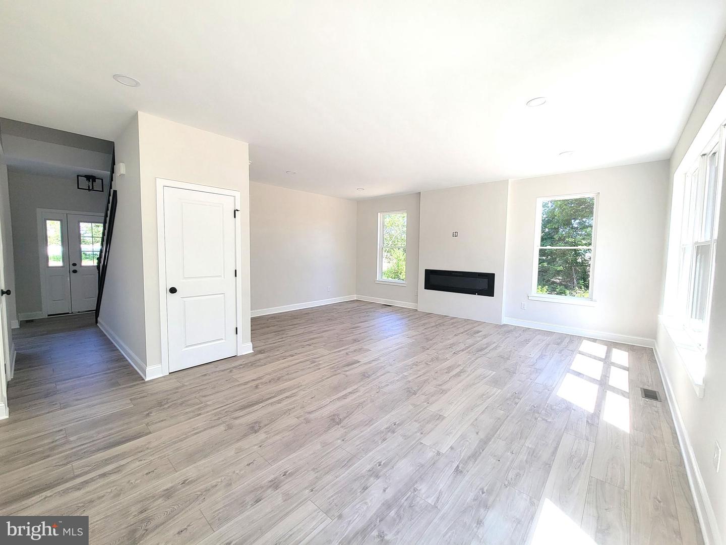 3273 Manaway Ln Property Photo 11