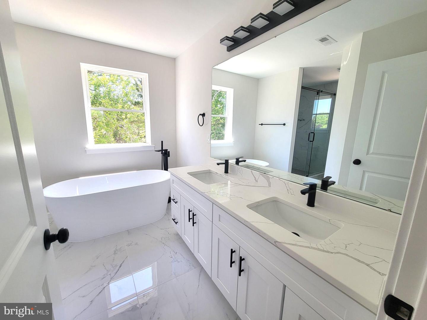 3273 Manaway Ln Property Photo 24