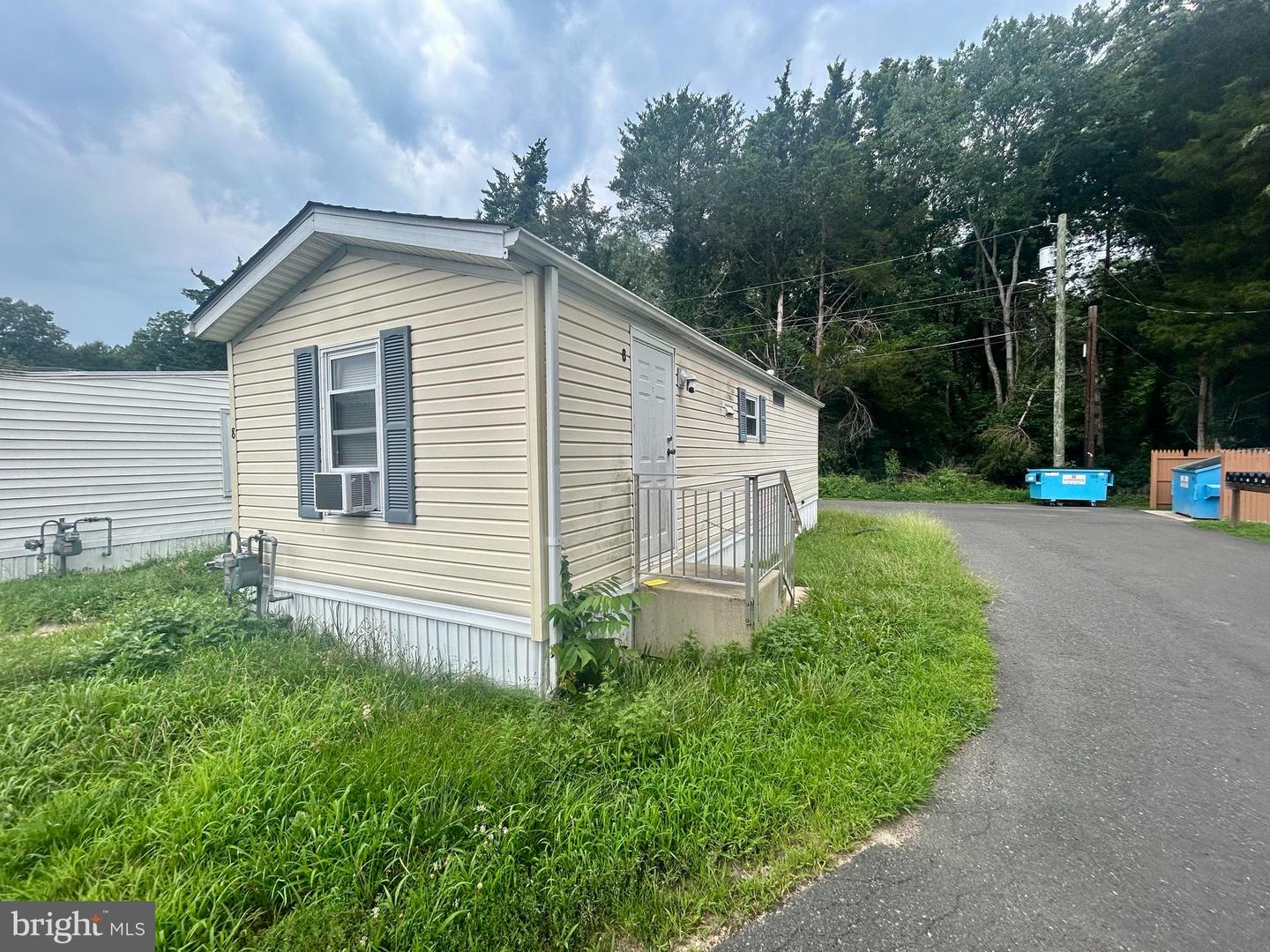 4111 N Delsea Dr #8 Property Photo 2