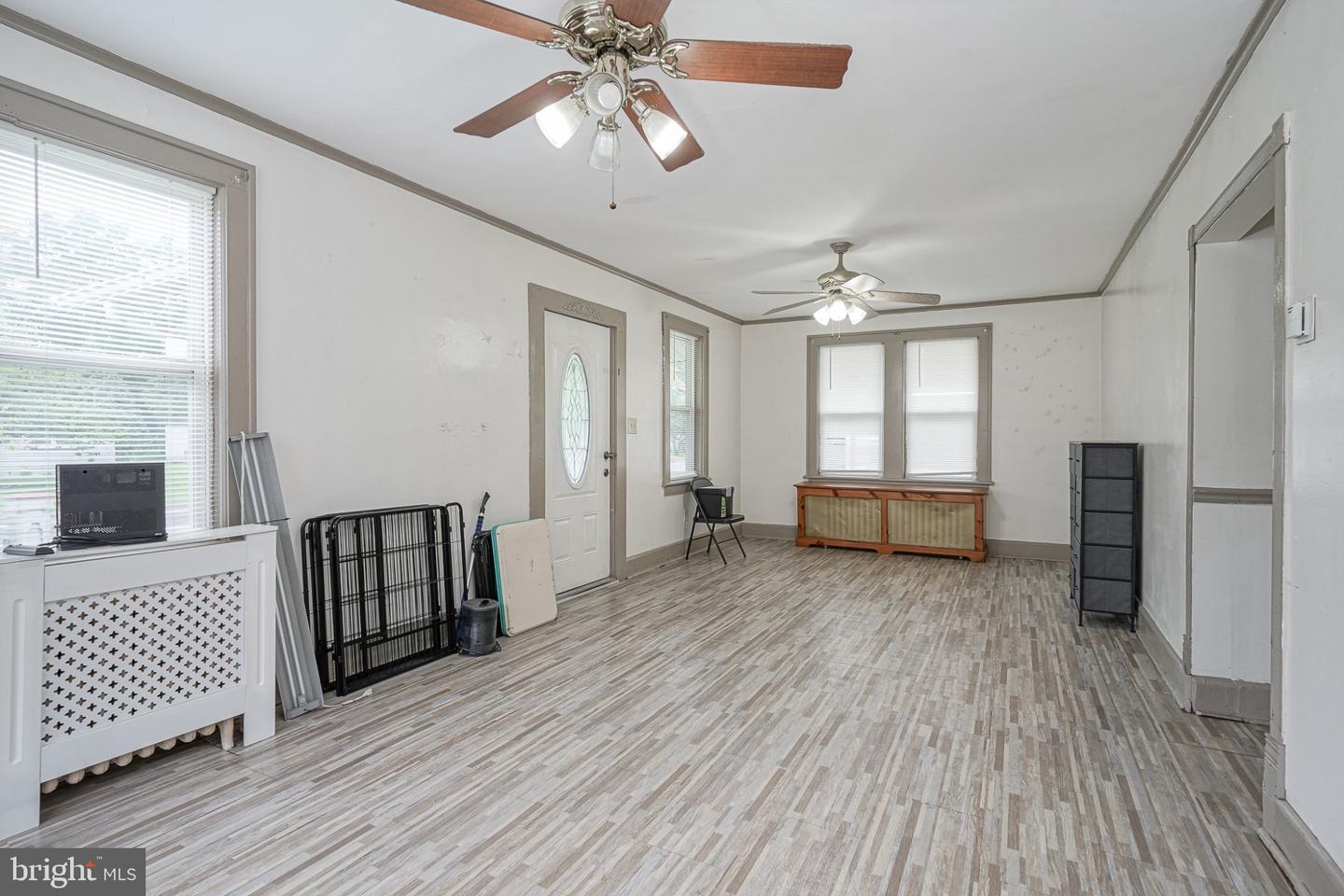 509 N Valley Ave Property Photo 5