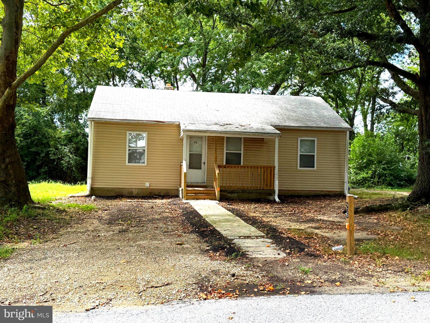 26 OAKLAND ST Property Photo 1