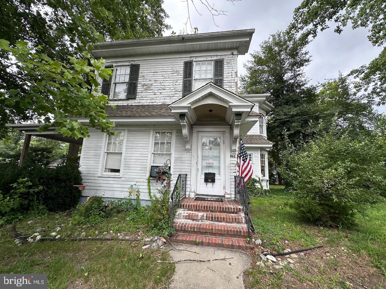 502 W MAIN ST Property Photo 1