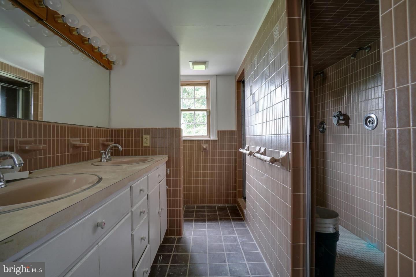 56 Sanitarium Rd Property Photo 55