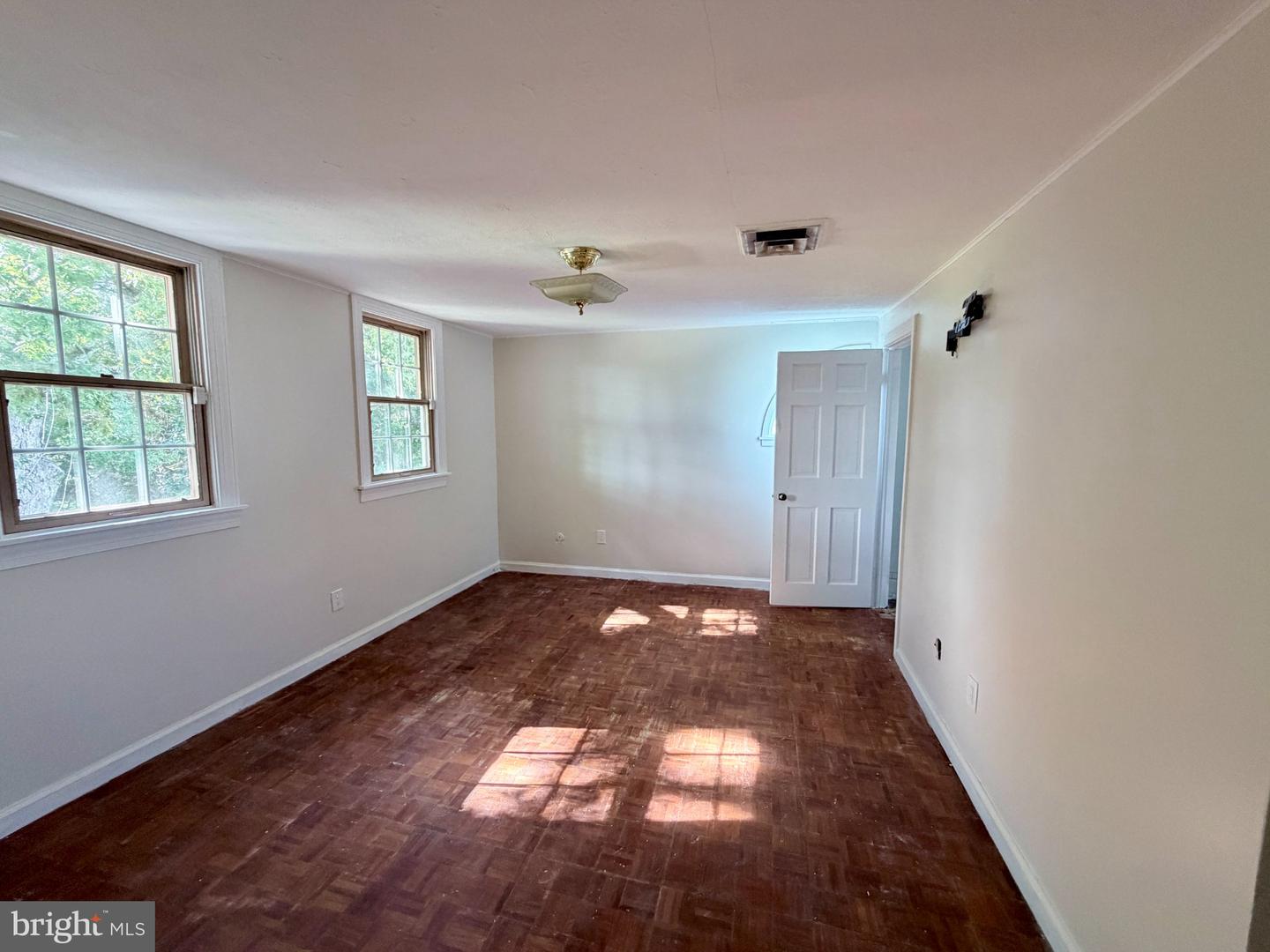 56 Sanitarium Rd Property Photo 59