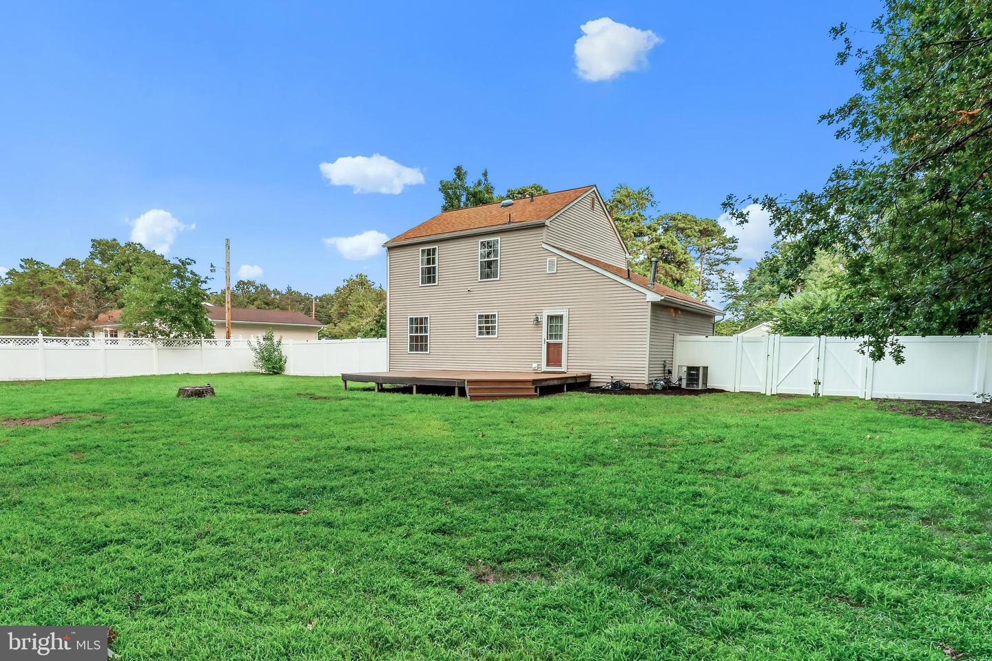 1204 Geissel Dr Property Photo 4