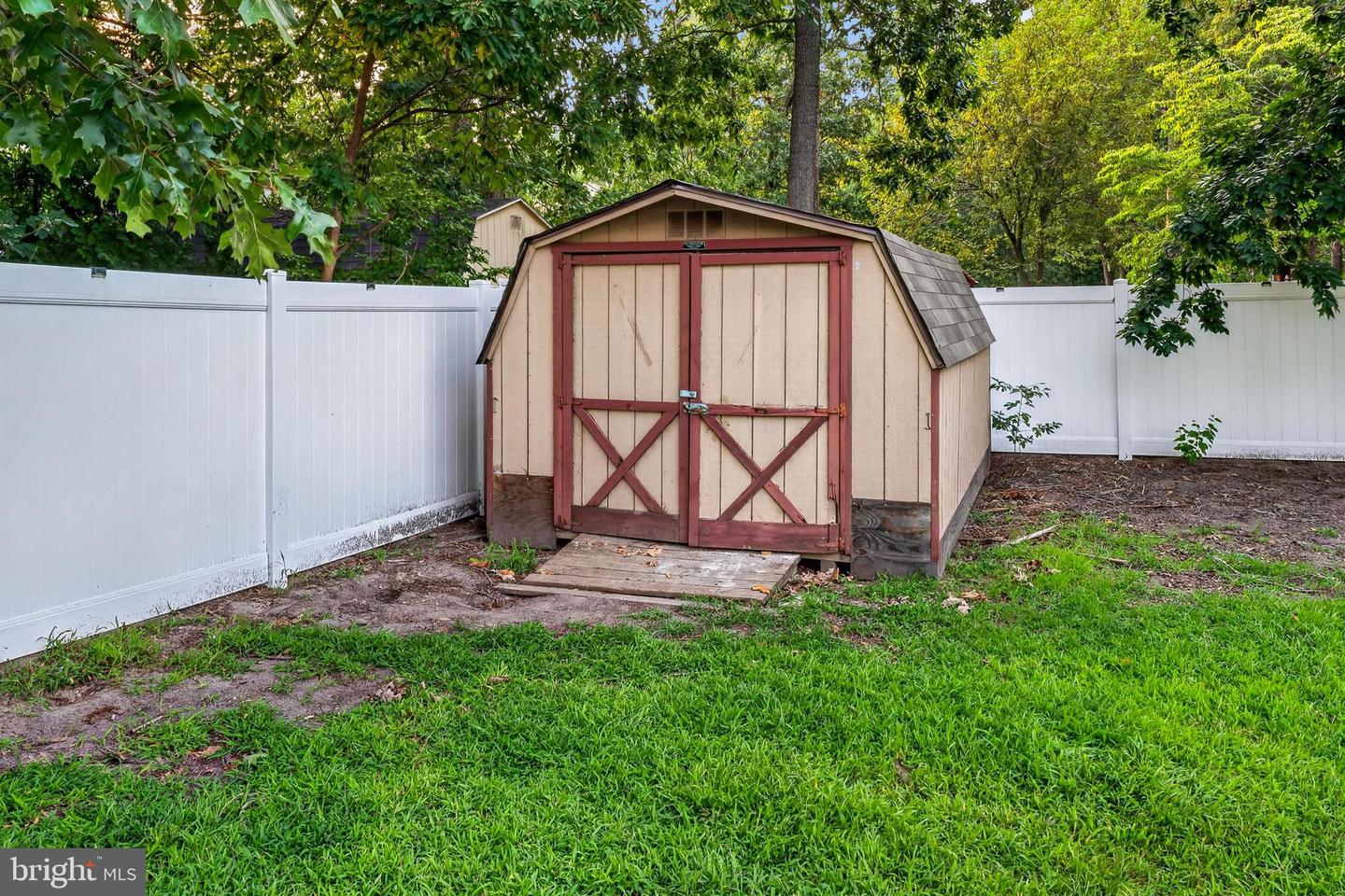 1204 Geissel Dr Property Photo 48