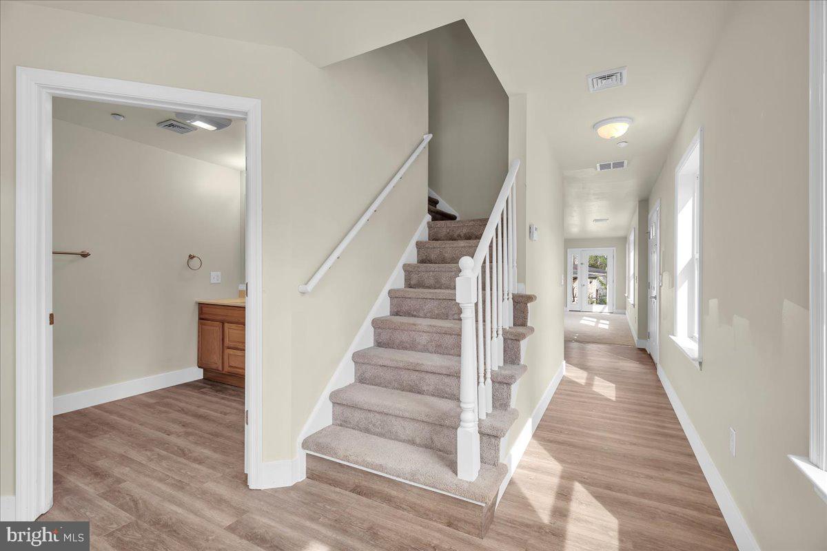 25 Eagle Street Property Photo 8