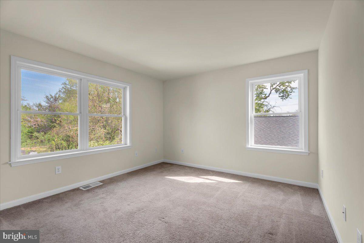 25 Eagle Street Property Photo 20
