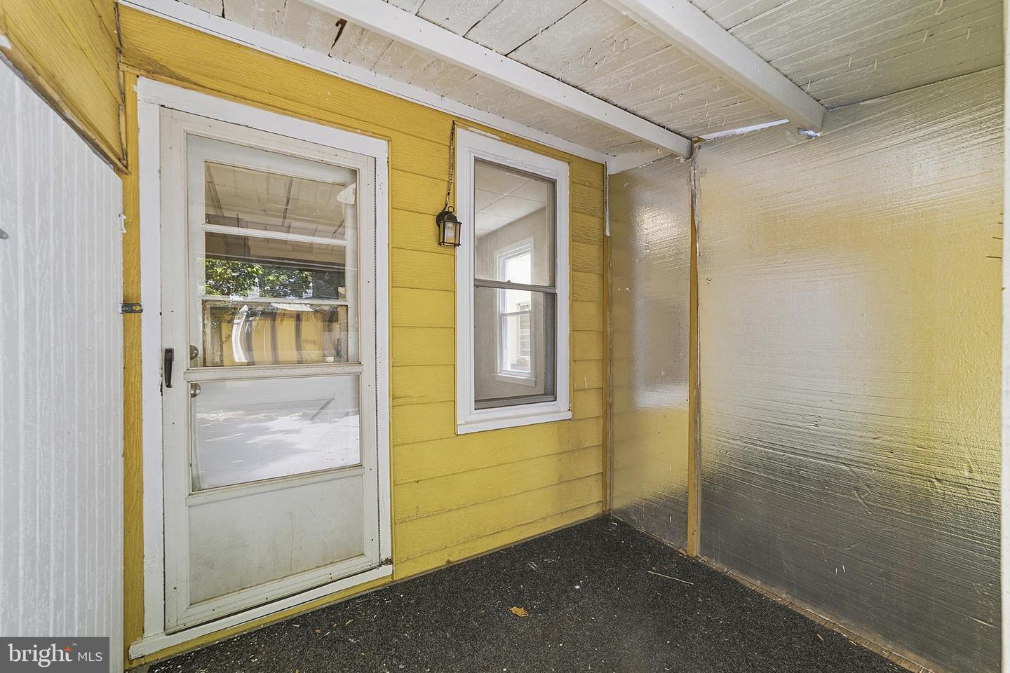258 Walnut St Property Photo 25
