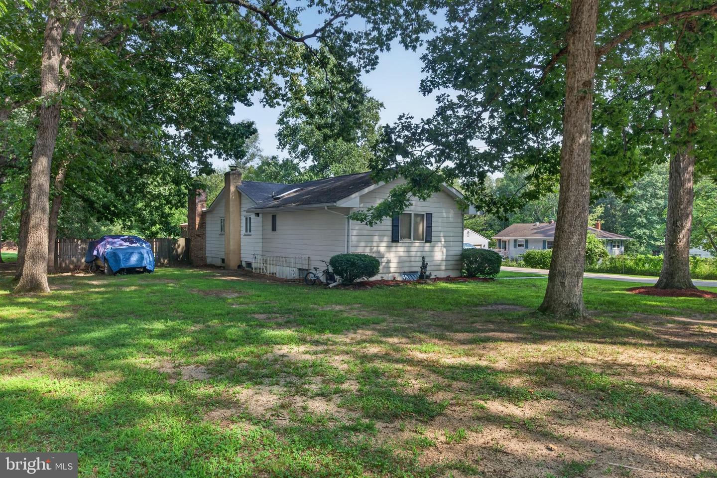 11 Acorn Property Photo 4