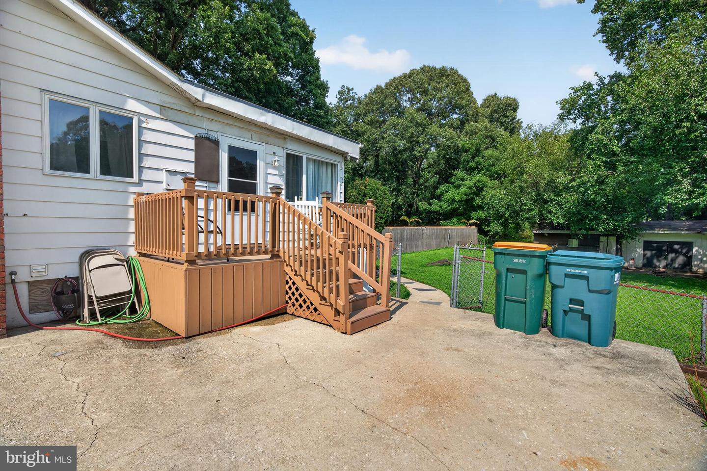 11 Acorn Property Photo 6