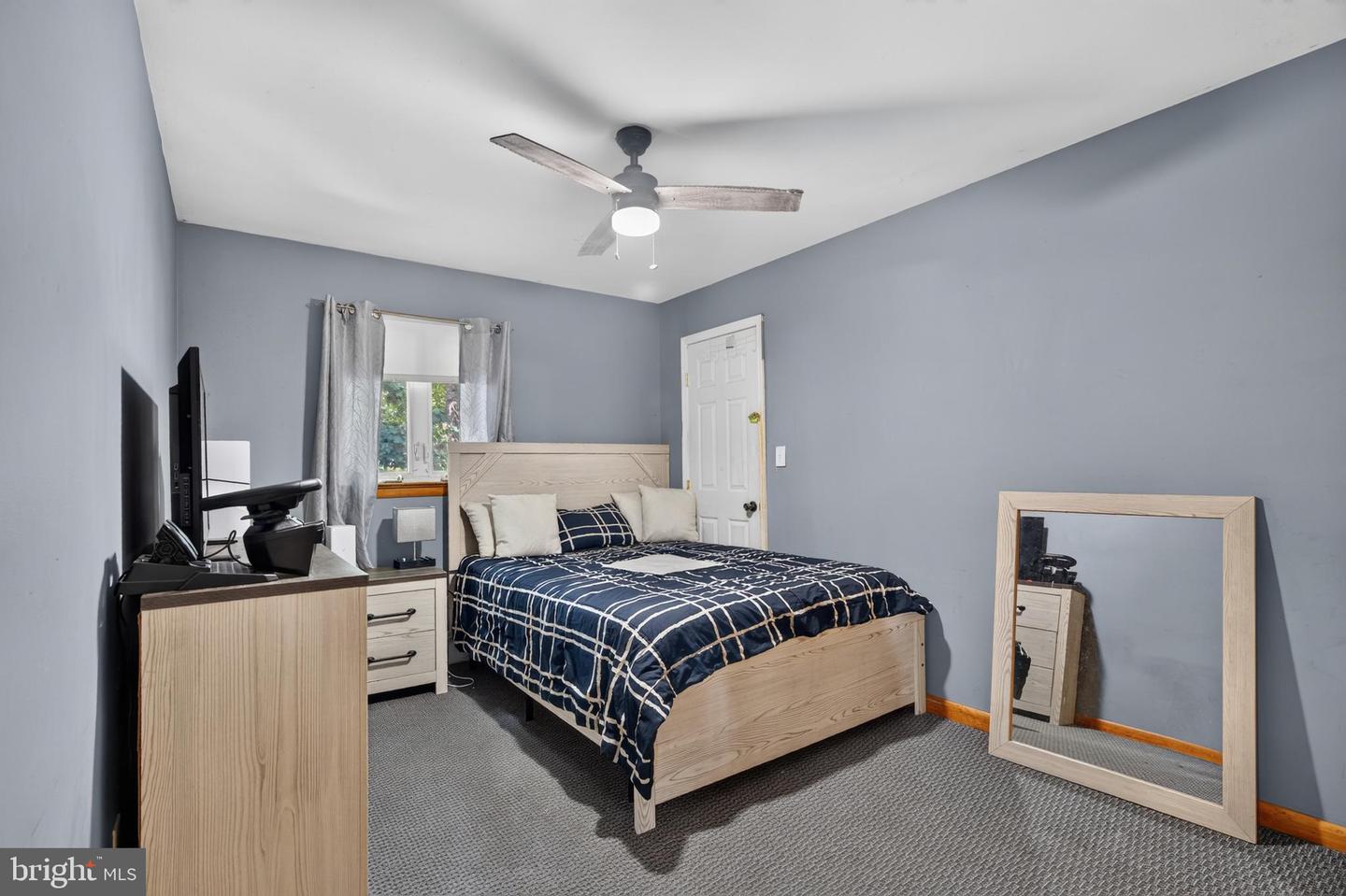 11 Acorn Property Photo 18