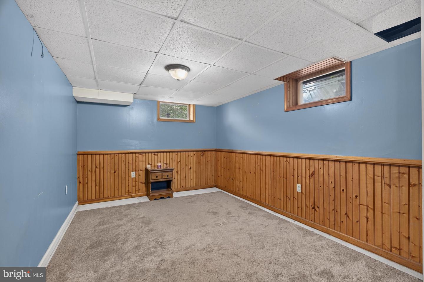 11 Acorn Property Photo 32