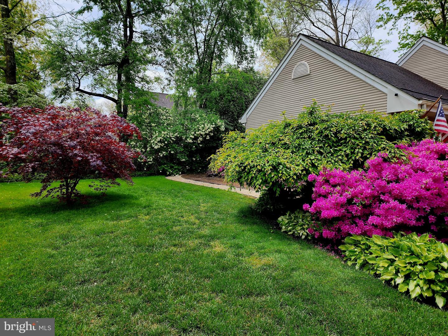 1792 Wynnewood Dr Property Photo 3