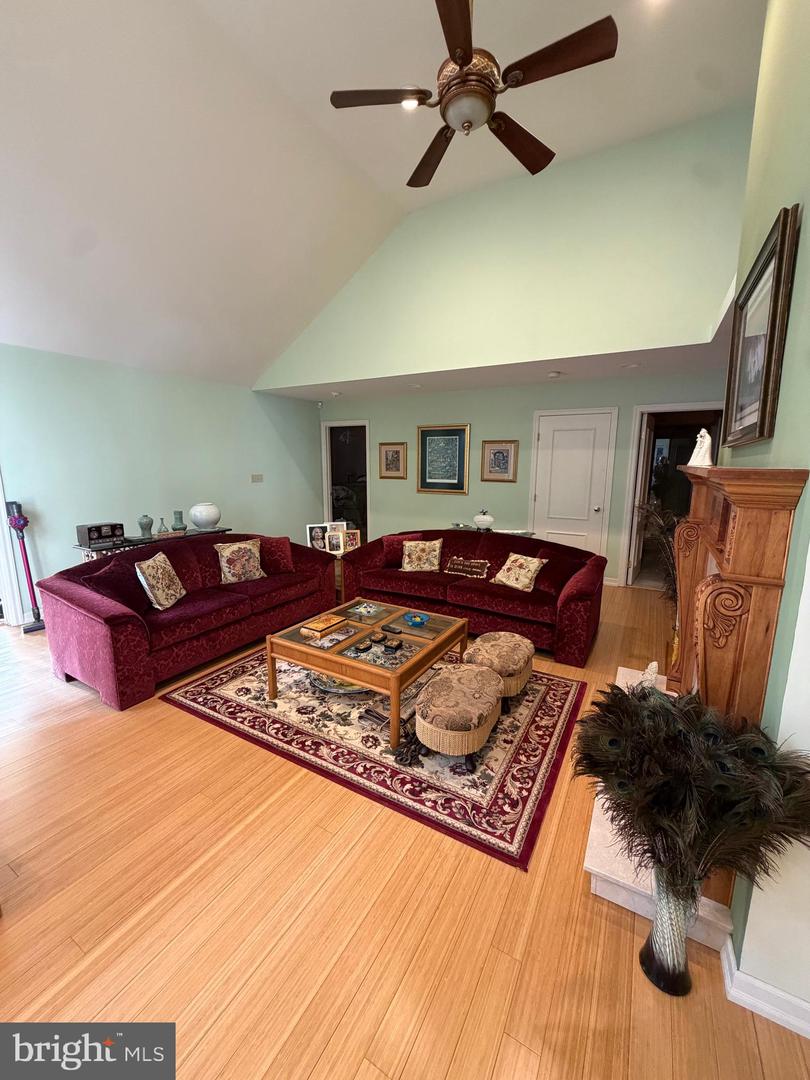 1792 Wynnewood Dr Property Photo 22