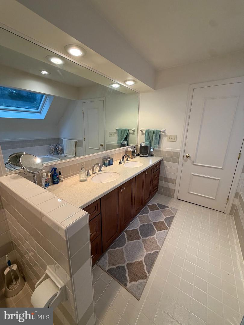 1792 Wynnewood Dr Property Photo 32