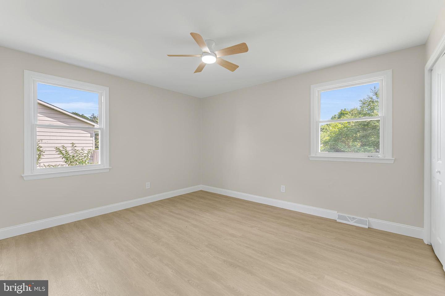 637 Pleasant Dr Property Photo 20