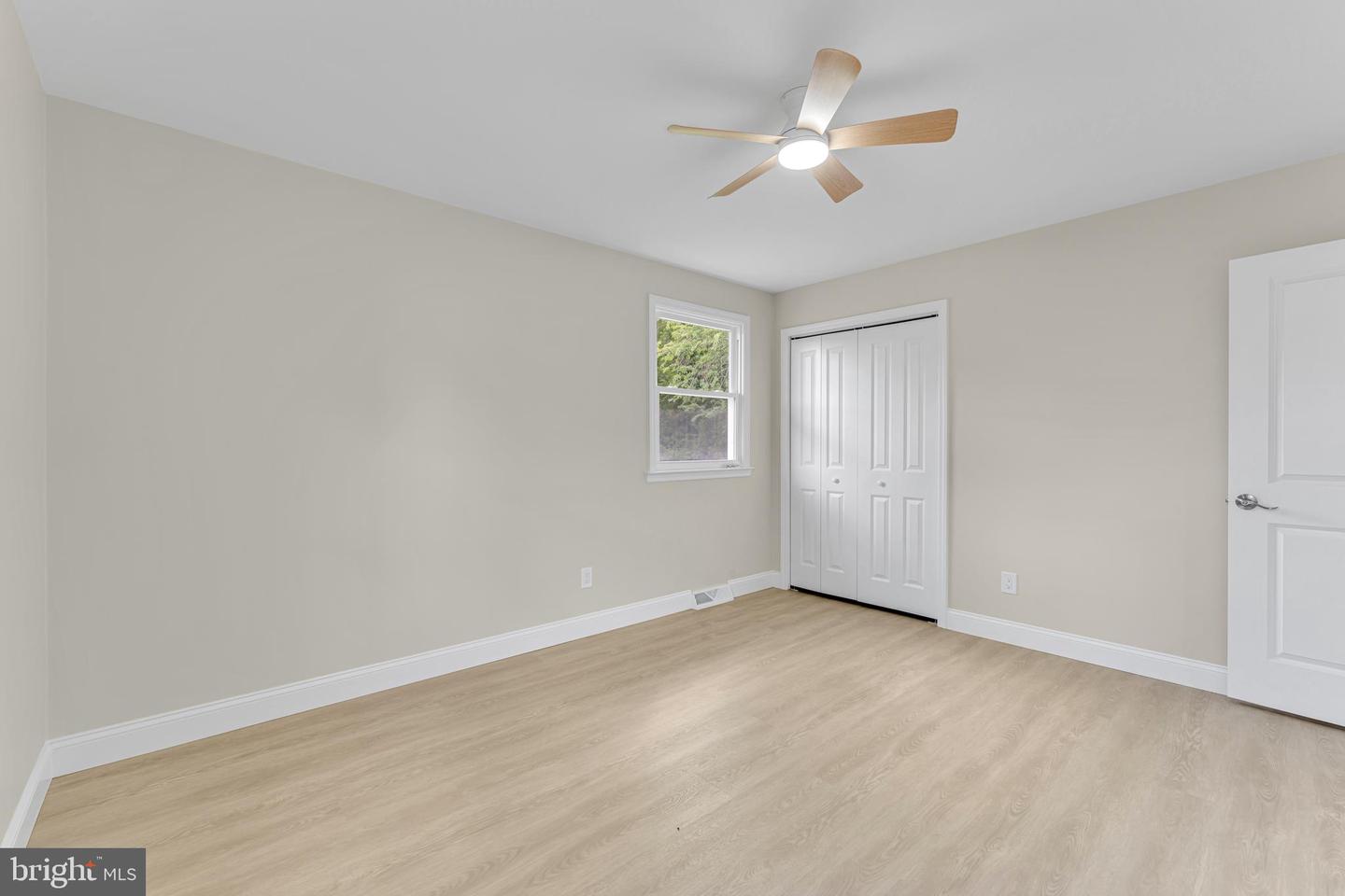 637 Pleasant Dr Property Photo 22