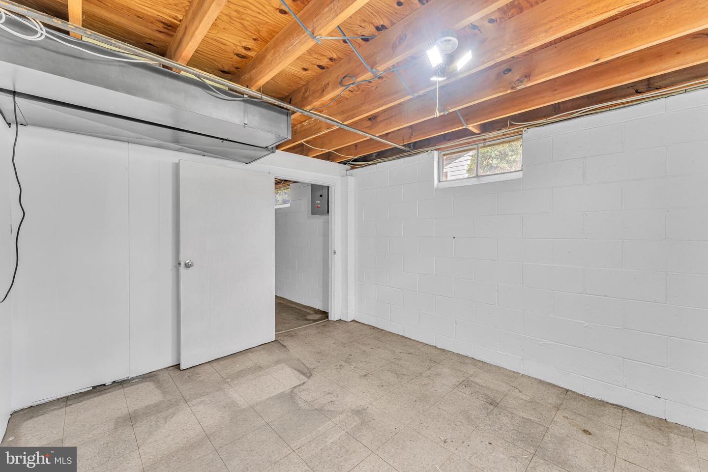 637 Pleasant Dr Property Photo 37