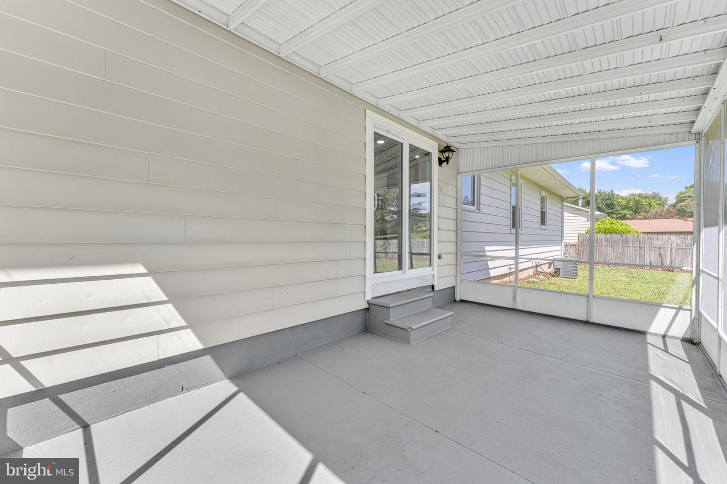 637 Pleasant Dr Property Photo 39