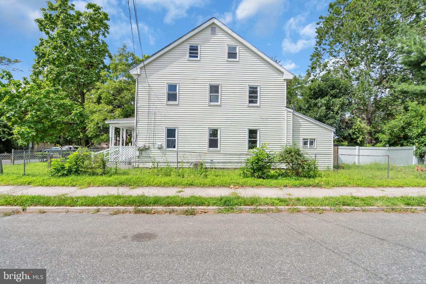 300 W Foundry St Property Photo 31