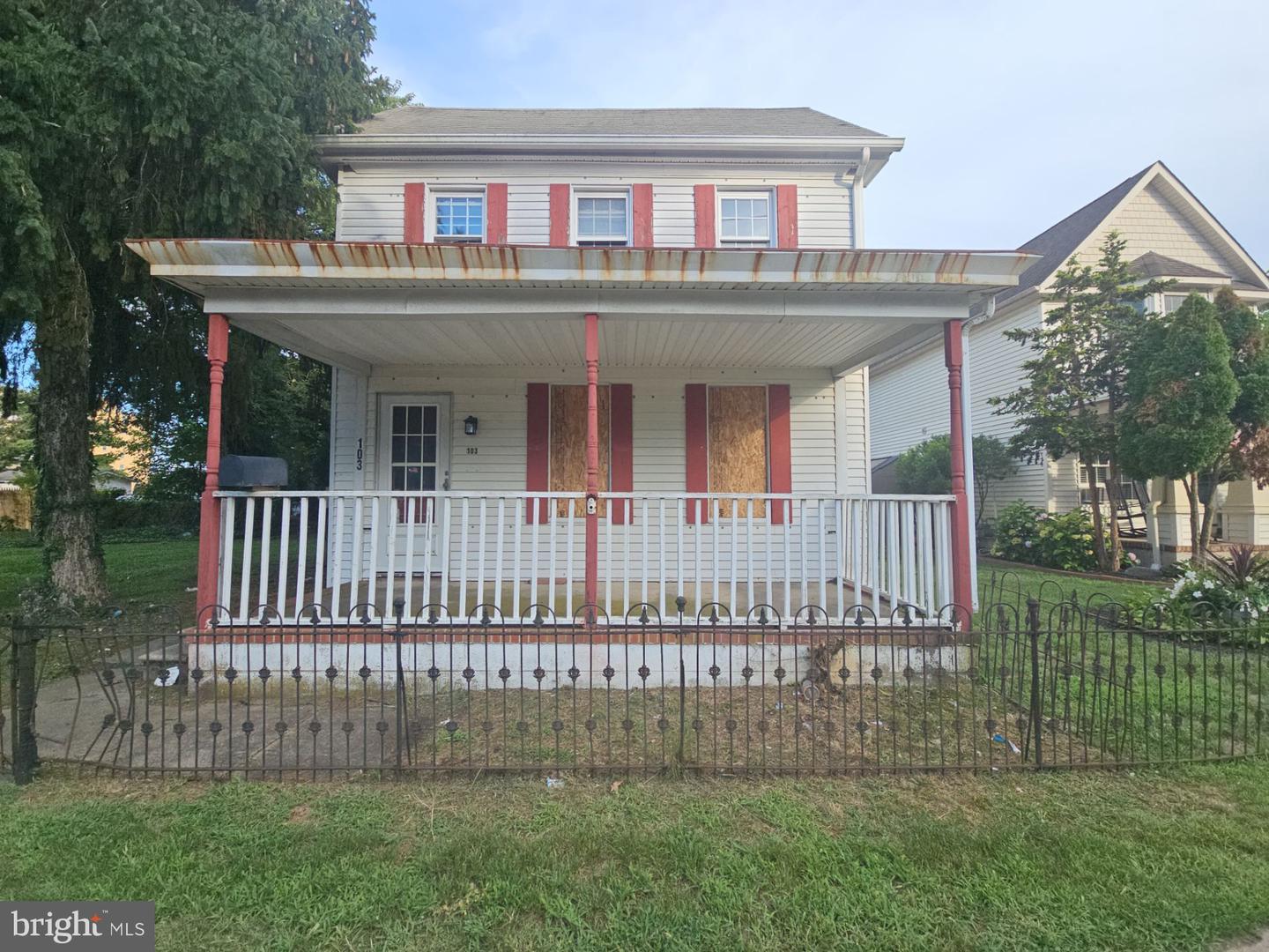 103 Cedar St Property Photo 1