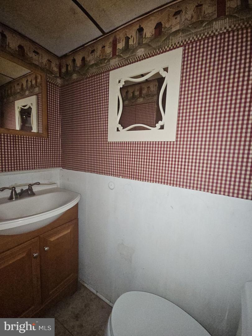 103 Cedar St Property Photo 16