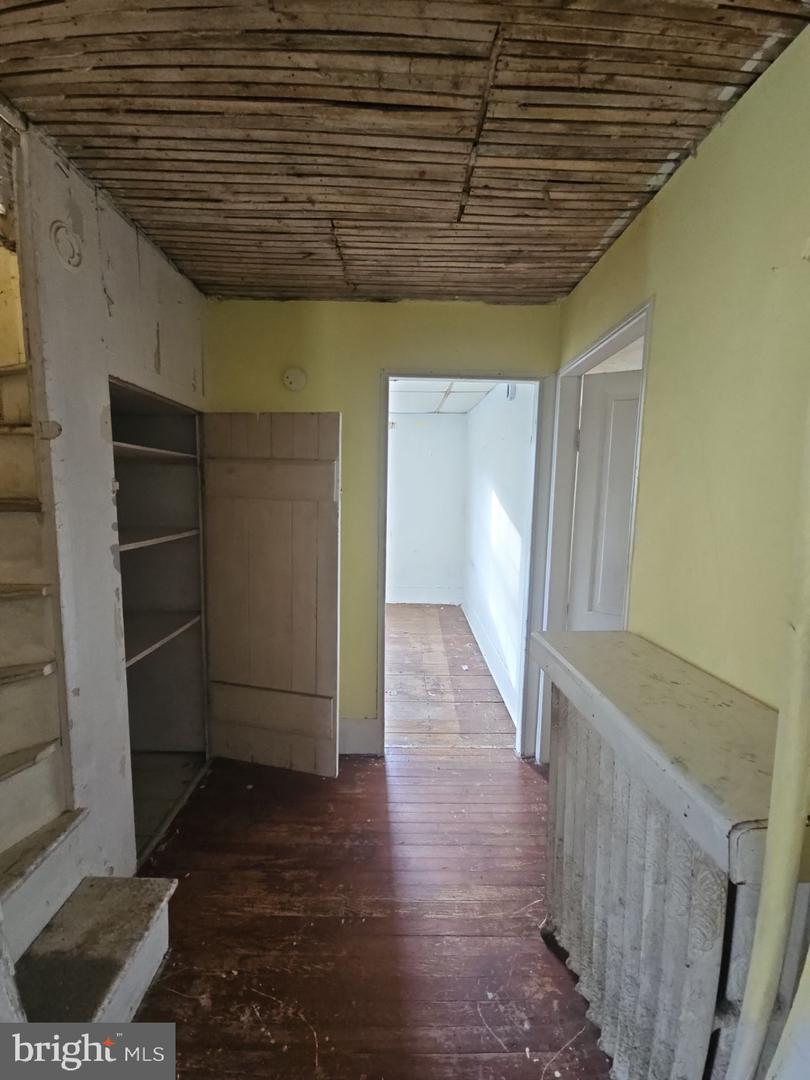 103 Cedar St Property Photo 18