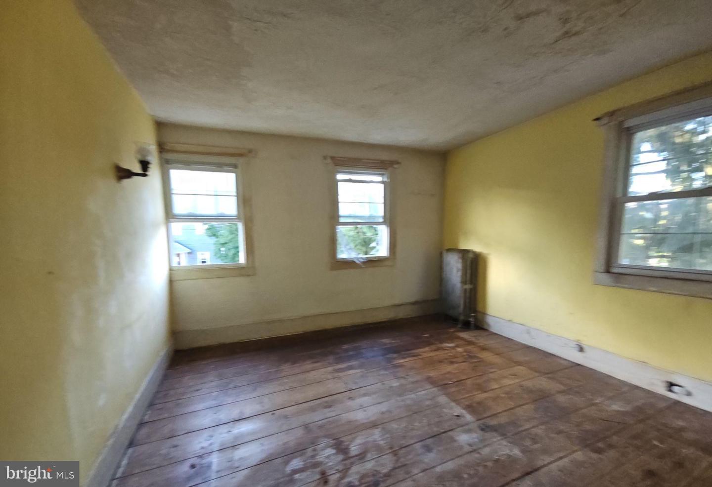 103 Cedar St Property Photo 20