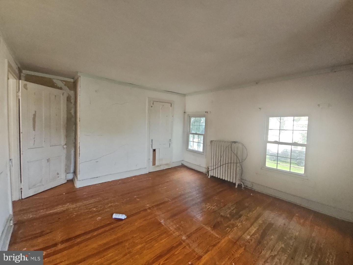 103 Cedar St Property Photo 25