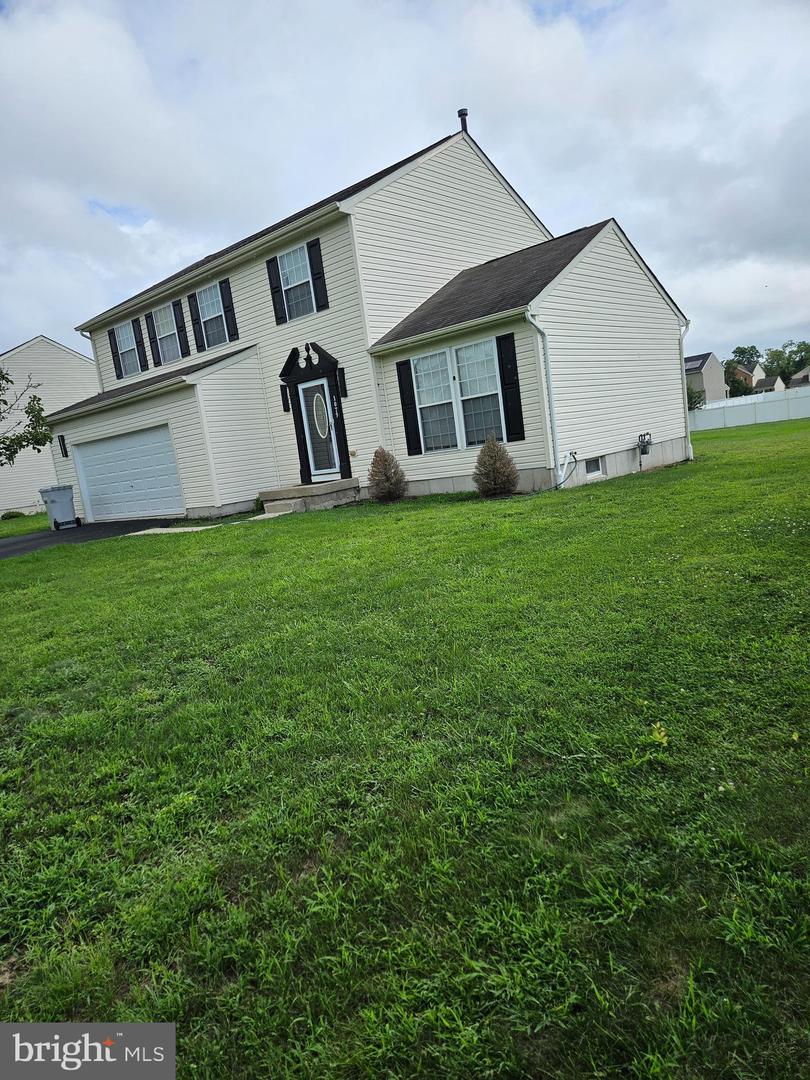 1079 Fawn Dr Property Photo 2