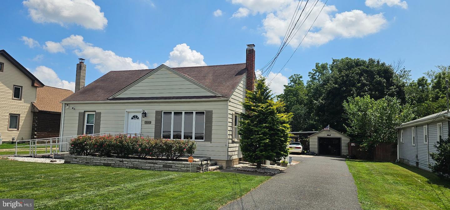 199 Landis Ave Property Photo 4