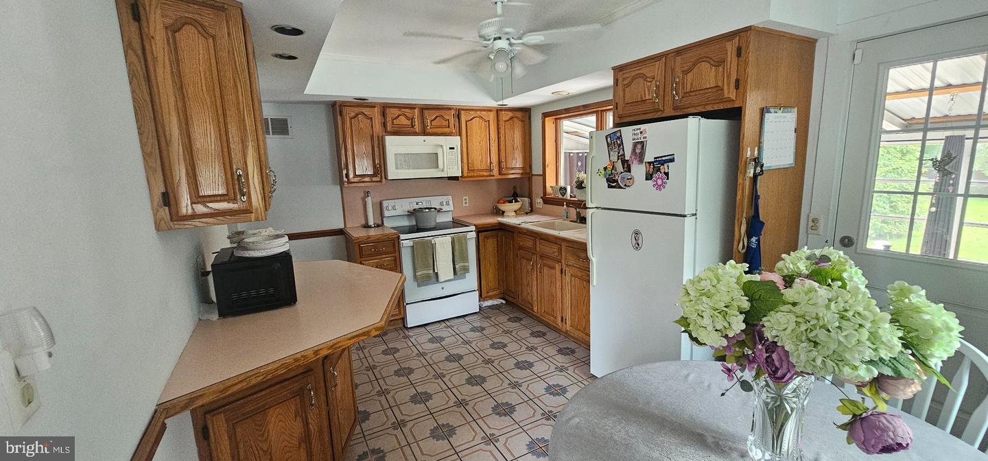 199 Landis Ave Property Photo 11