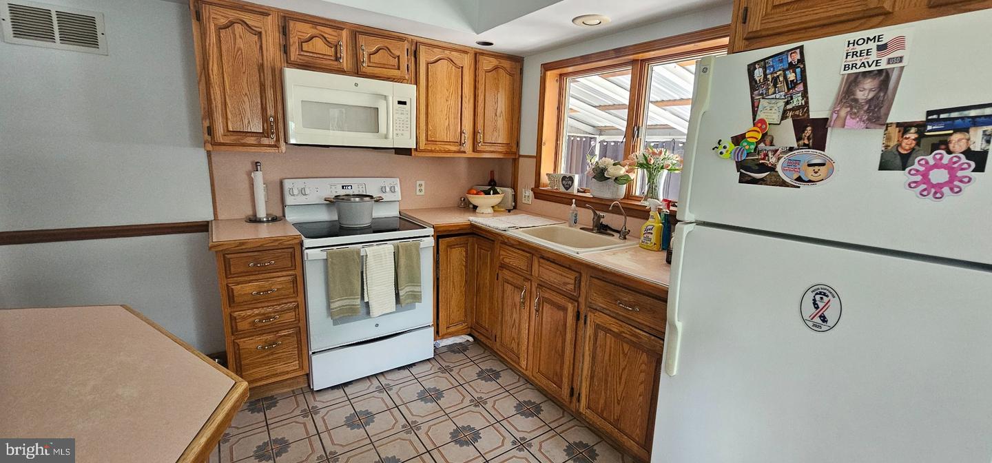 199 Landis Ave Property Photo 12