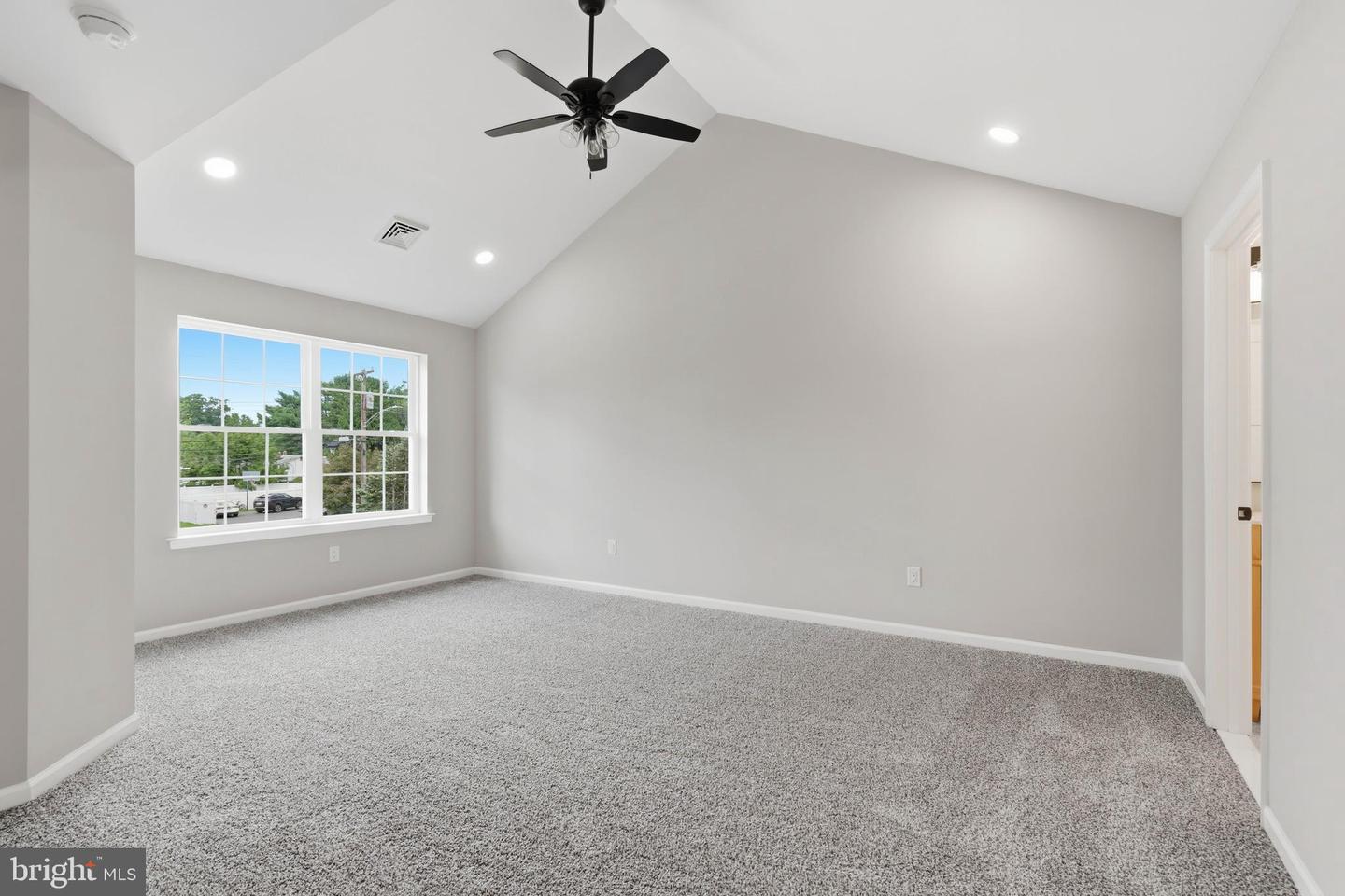 1161 Holmes Ave Property Photo 31