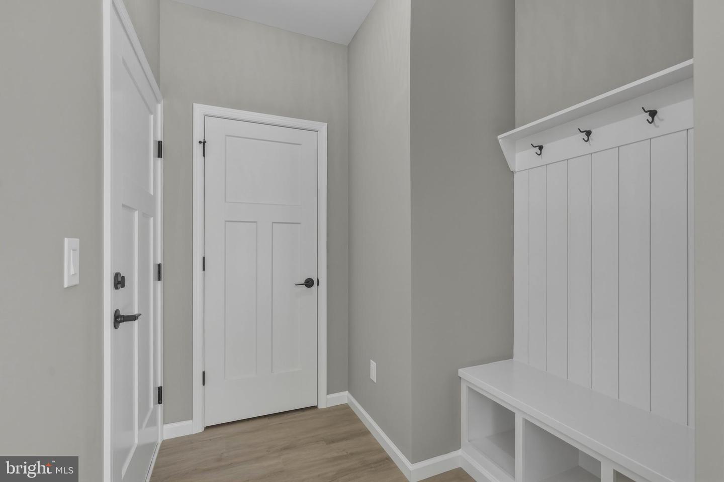 1179 Holmes Ave Property Photo 18