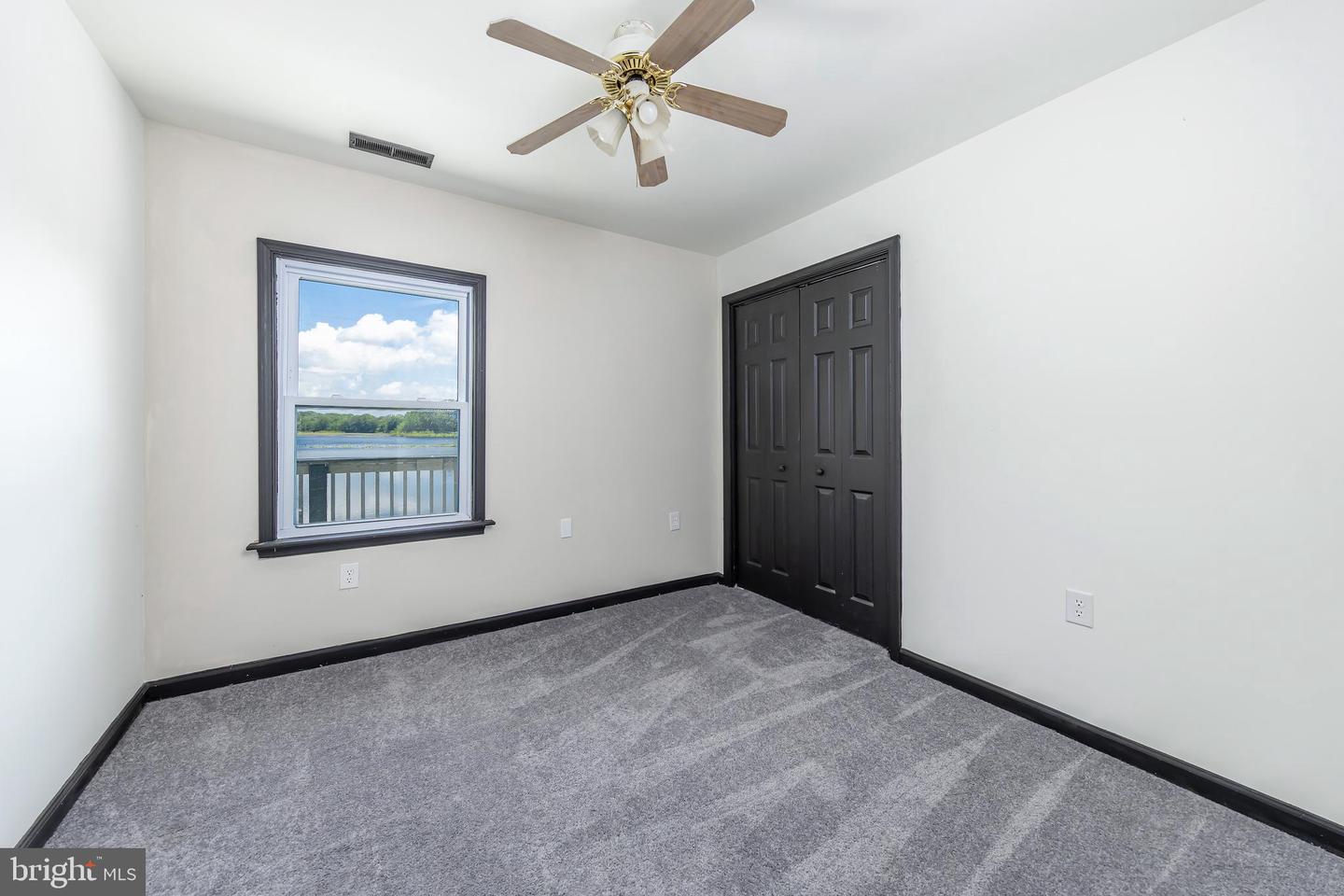 19 Bridgeton Fairton Rd Property Photo 16