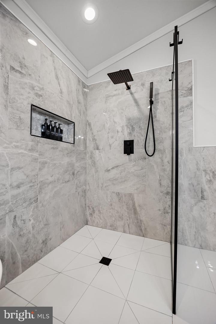 1781 Cobblestone Ln Property Photo 32