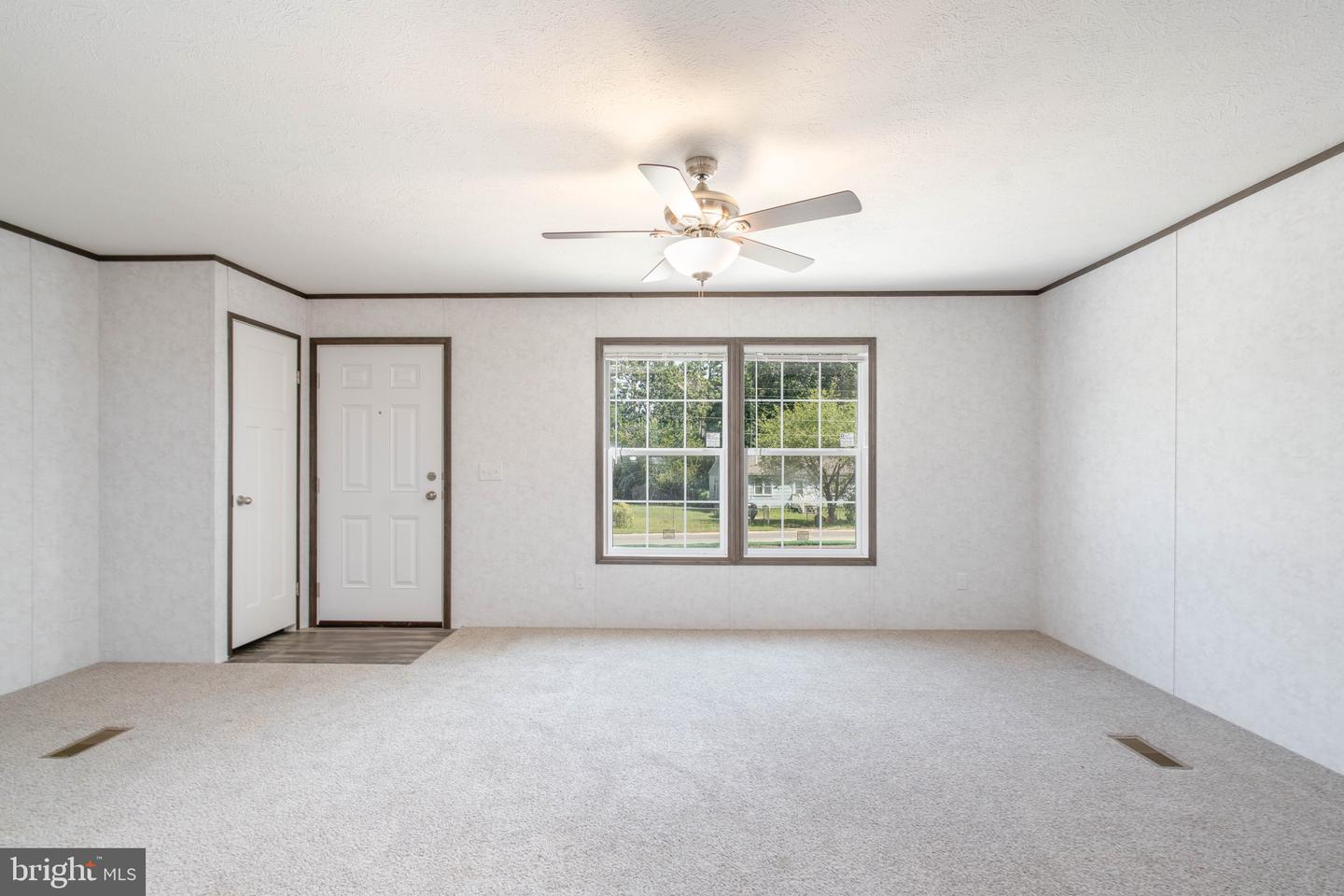 7220 Ash Pl Property Photo 3