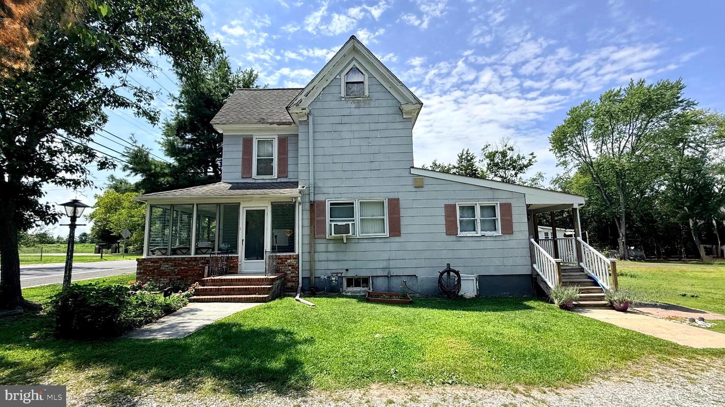2408 Newcombtown Rd Property Photo 3