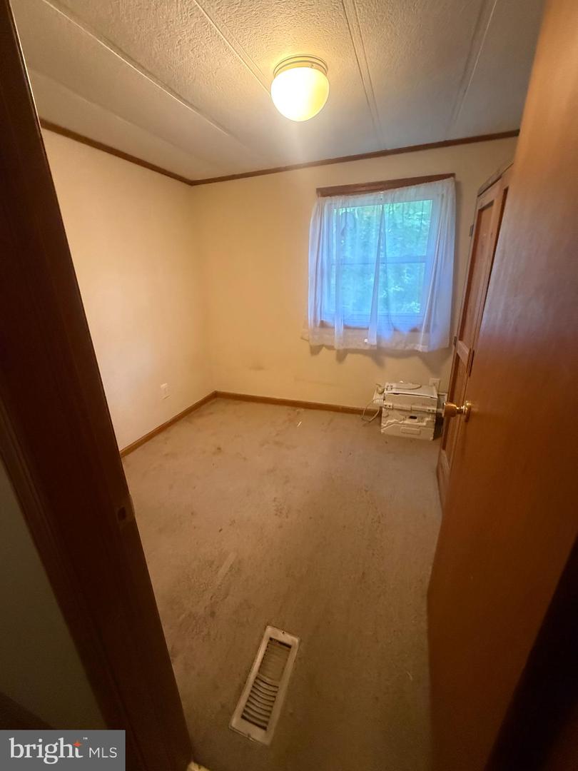1704 Spring Garden Rd Property Photo 6