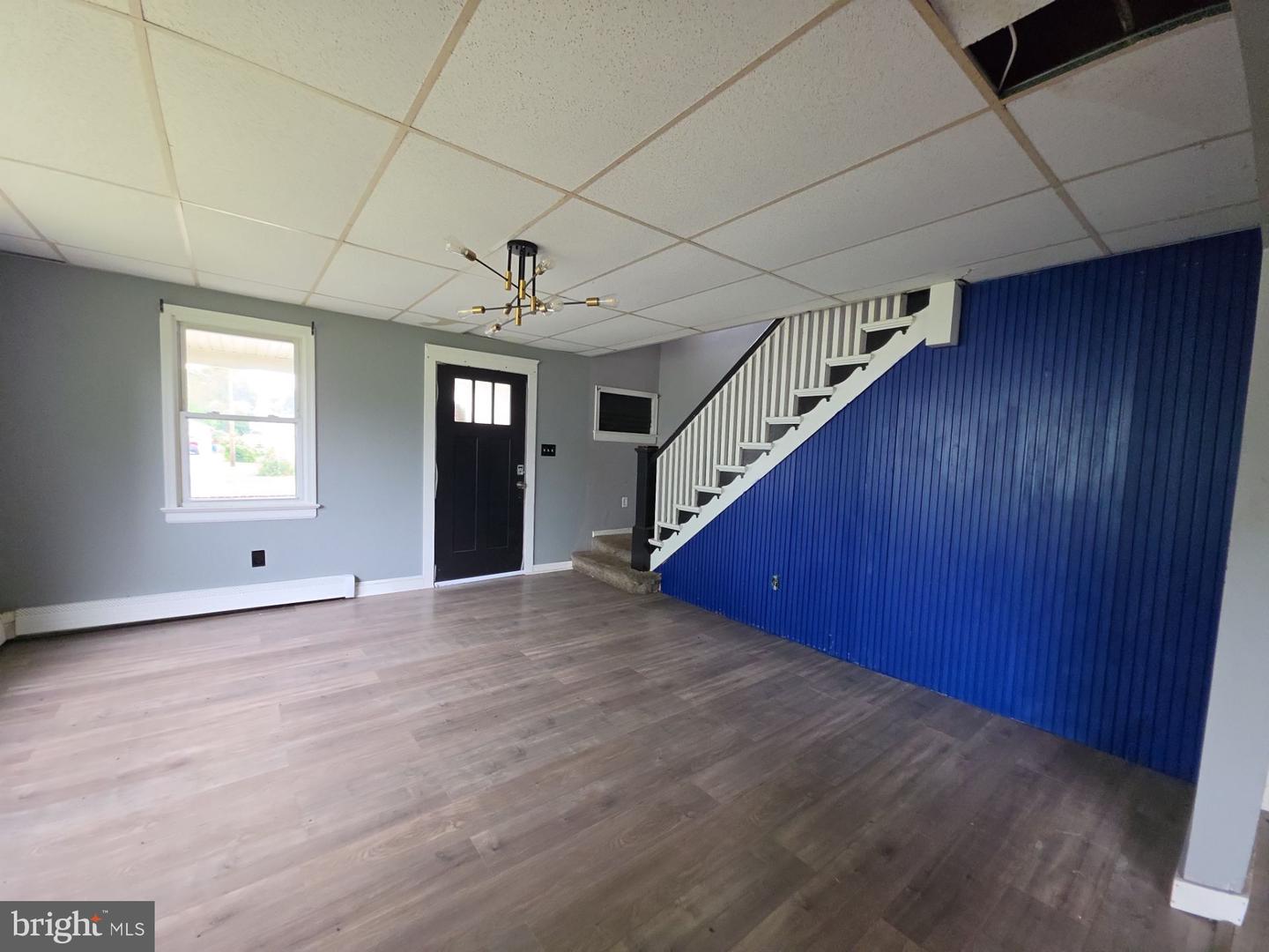 628 Main Property Photo 4