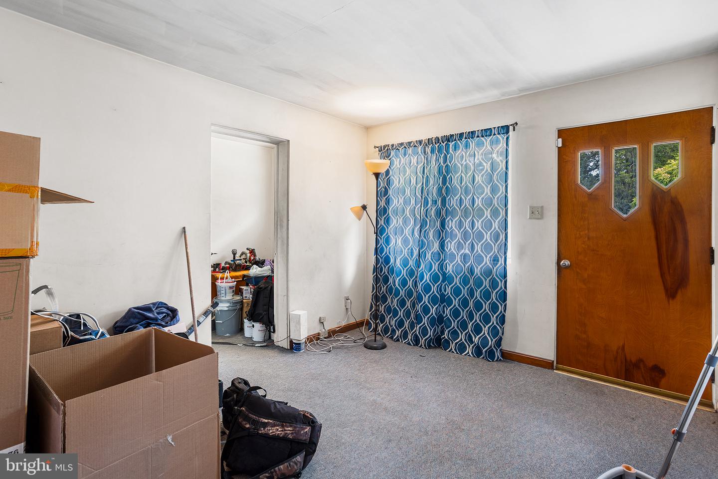 4 Hillside Ave Property Photo 18