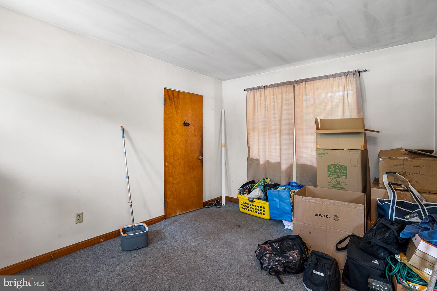 4 Hillside Ave Property Photo 20
