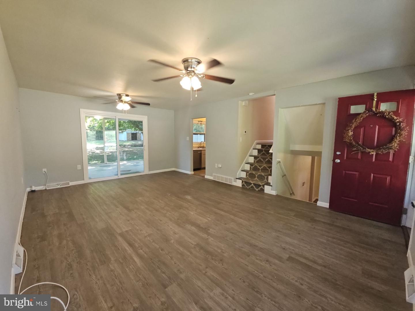 41 N Park Dr Property Photo 4