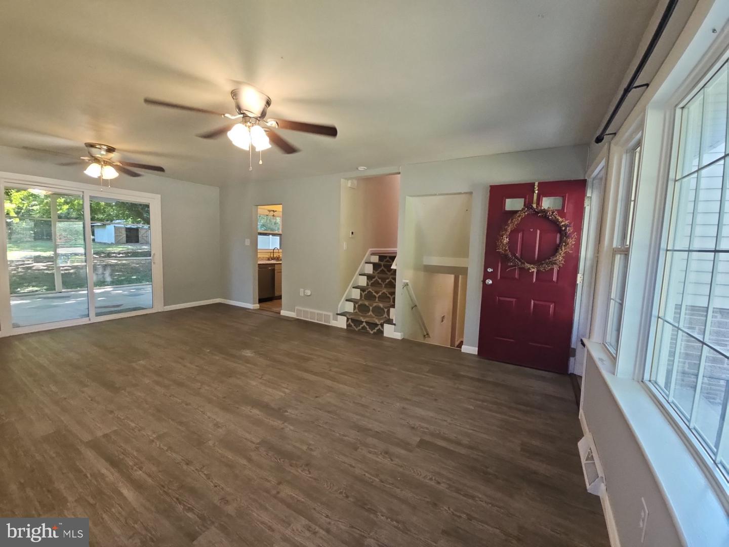 41 N Park Dr Property Photo 5