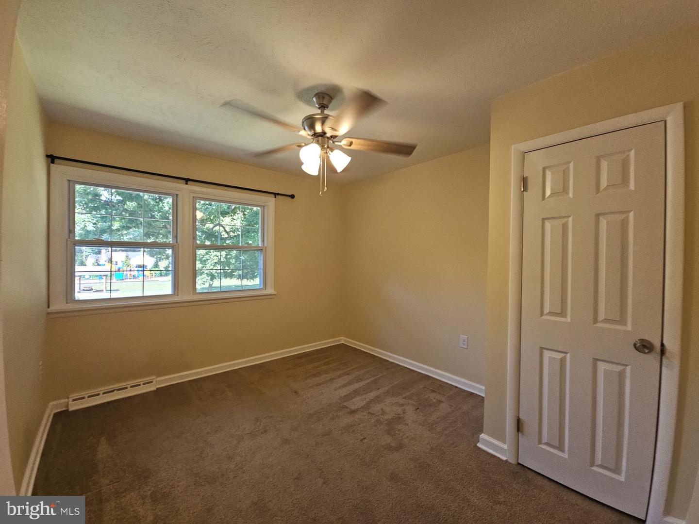 41 N Park Dr Property Photo 13