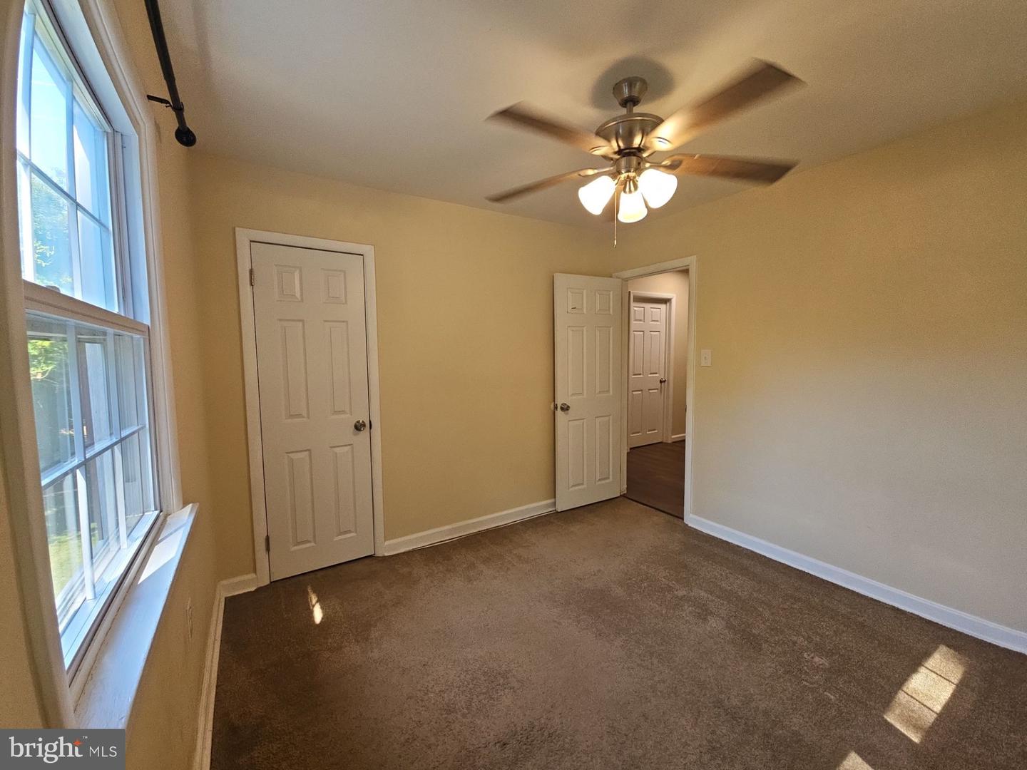 41 N Park Dr Property Photo 16