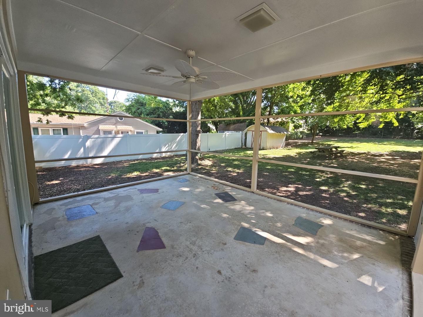 41 N Park Dr Property Photo 24